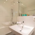 Daire Casa Allegra 6 By Vacations, Im Zentrum & Mit Parkplatz Inkl
